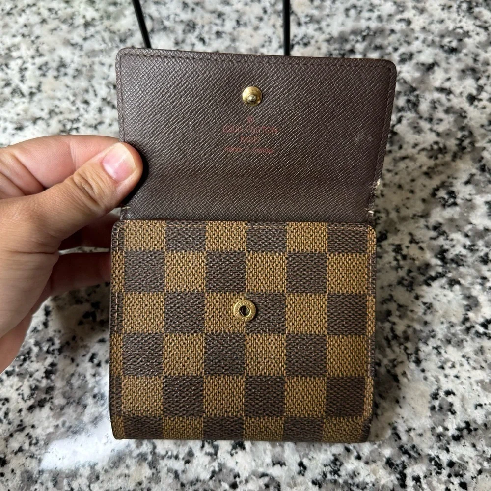 Louis Vuitton | Damier Portefeiulle Elise Bi Fold Compact Wallet SP0020